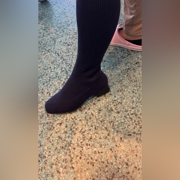 Vivaia womens square toe kneel high boots Size 42